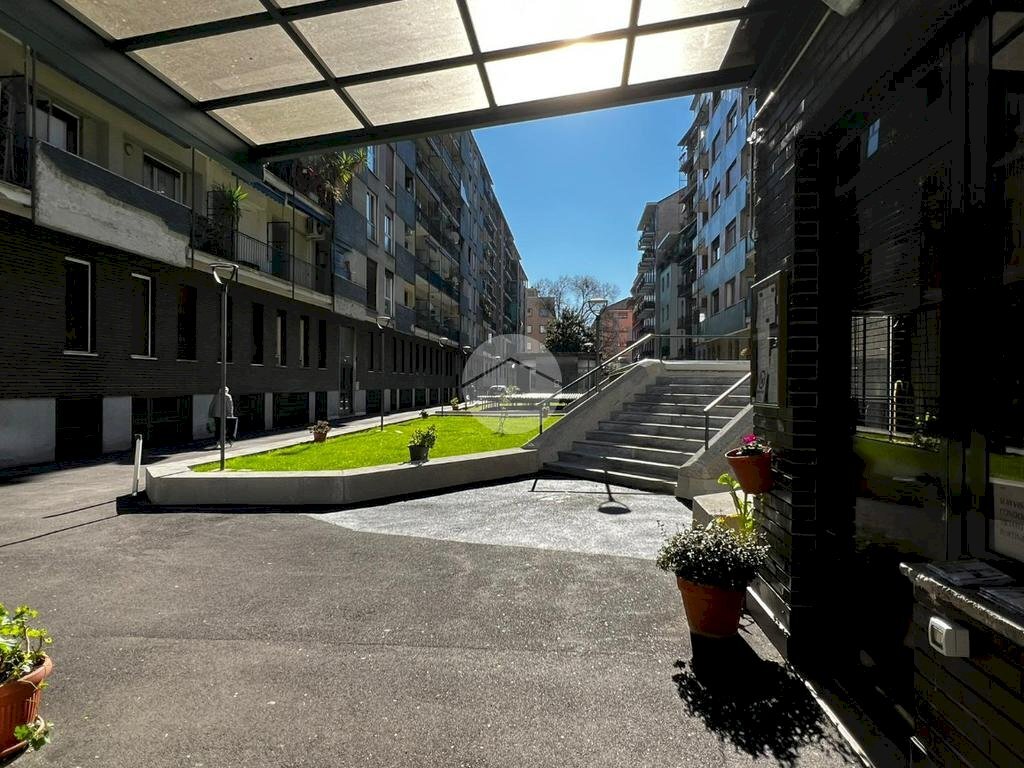 Bilocale Via Lorenteggio, Milano (zona Giambellino) - foto 3