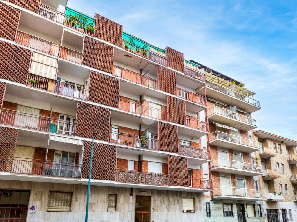 Two-room apartment Torino, Torino (neighborhood Parella) - photo 1