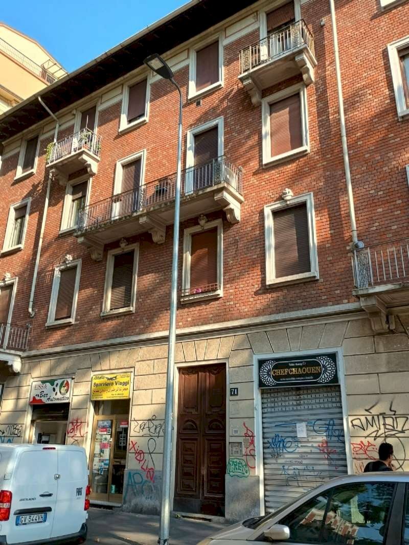 Trilocale via GIAMBELLINO 71, Milano (zona Giambellino) - foto 1