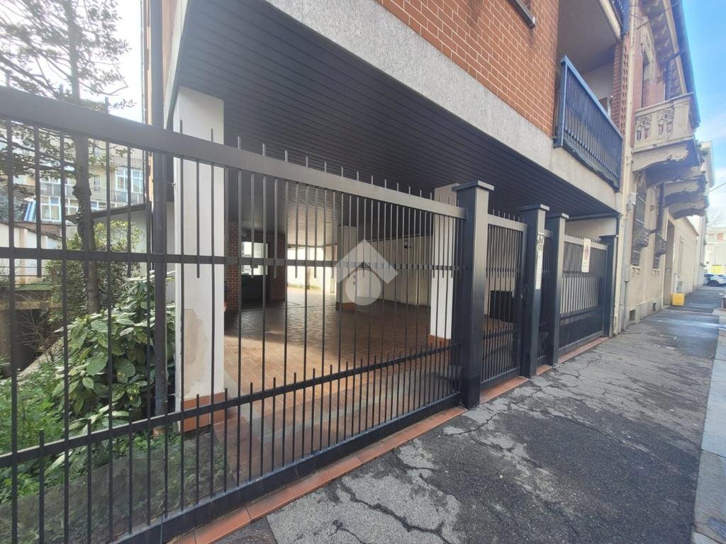 Parking space Via san bernardino, Torino (neighborhood San Paolo) - photo 1