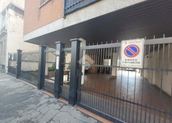 Posto Auto Via san bernardino, Torino (zona San Paolo) - foto 9