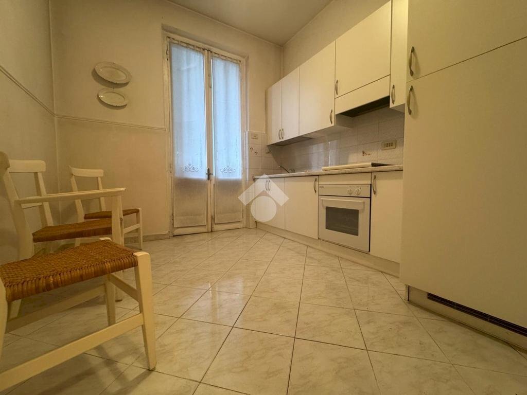Four-room apartment Via Aspromonte, Alessandria - photo 3
