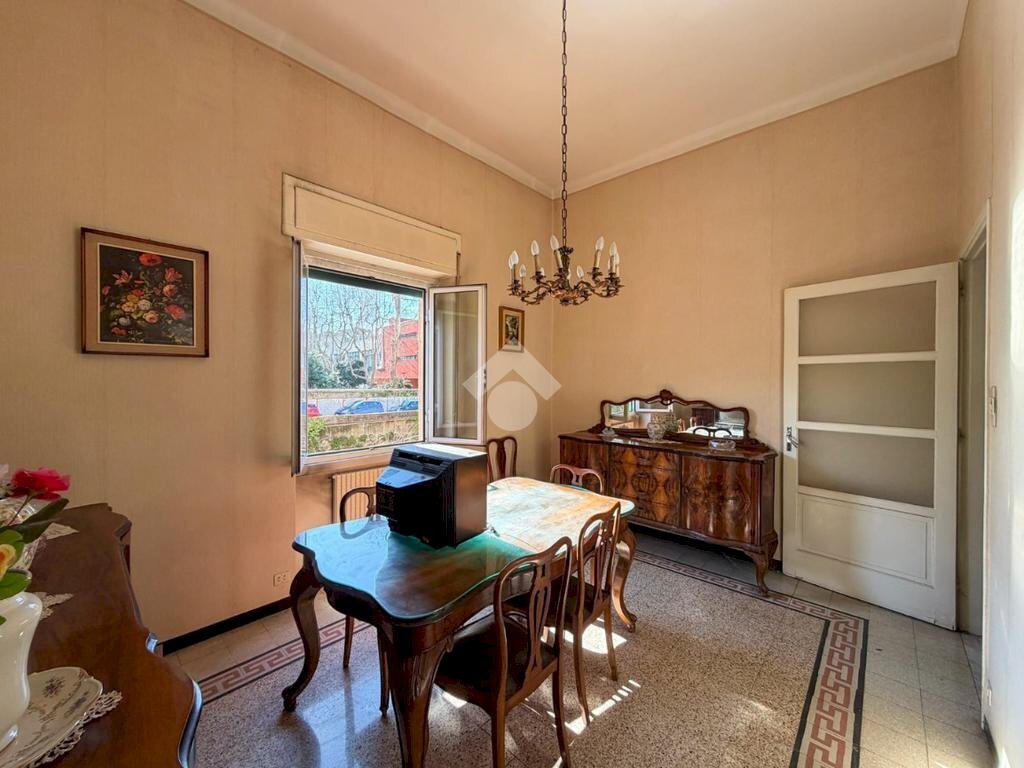 Trilocale Via Gio Batta Roggerone, Genova (zona Rivarolo) - foto 2