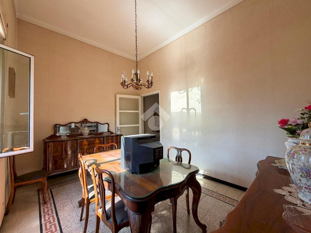 Trilocale Via Gio Batta Roggerone, Genova (zona Rivarolo) - foto 3