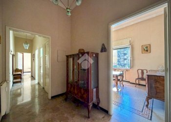 Trilocale Via Gio Batta Roggerone, Genova (zona Rivarolo) - foto 5