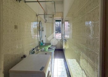 Trilocale Via Gio Batta Roggerone, Genova (zona Rivarolo) - foto 19