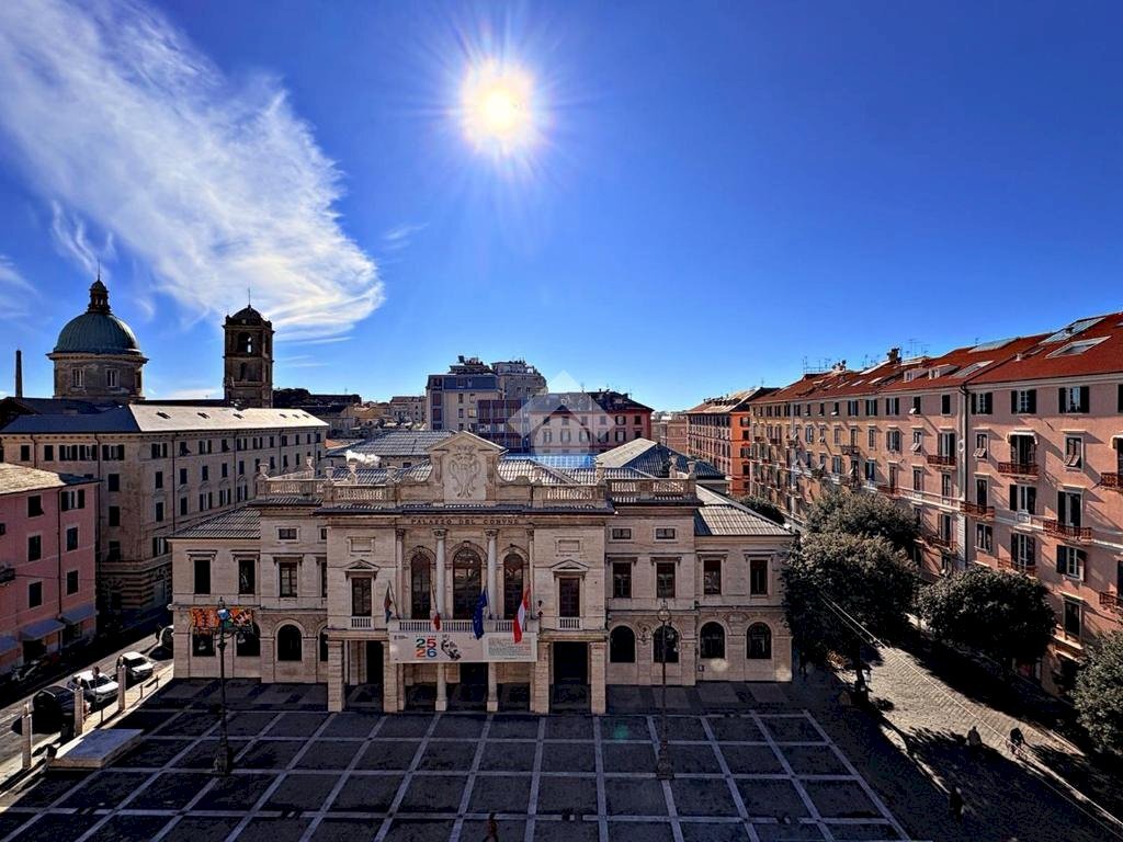 Appartamento Piazza Sisto IV, Savona (zona Centro) - foto 1
