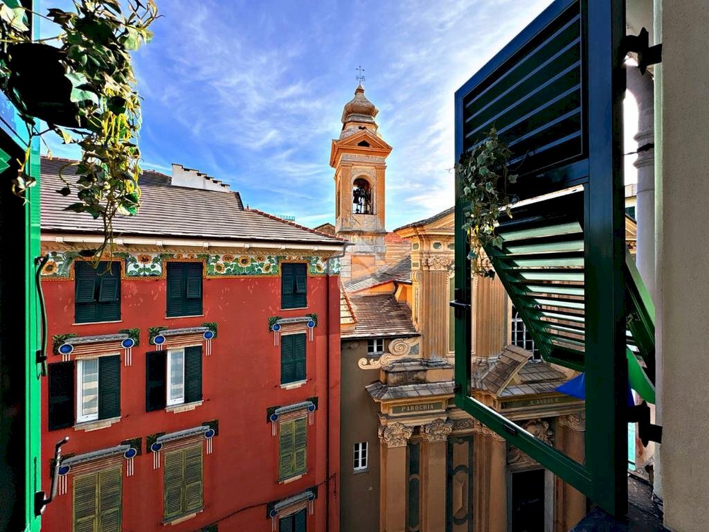 Quadrilocale Piazza dei Consoli, Savona (zona Centro storico) - foto 1