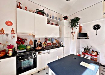 Quadrilocale Piazza dei Consoli, Savona (zona Centro storico) - foto 23