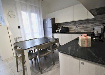 Trilocale Via Giuseppe Parini, Cornaredo - foto 13