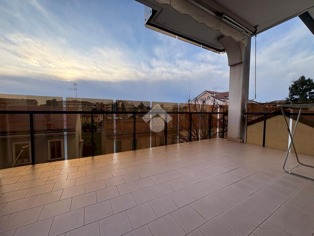 Three-room apartment Via Torino, Legnano - photo 1