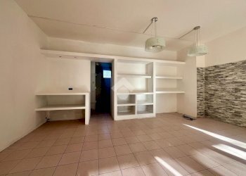 Negozio Viale Leon Battista Alberti, Ravenna - foto 6