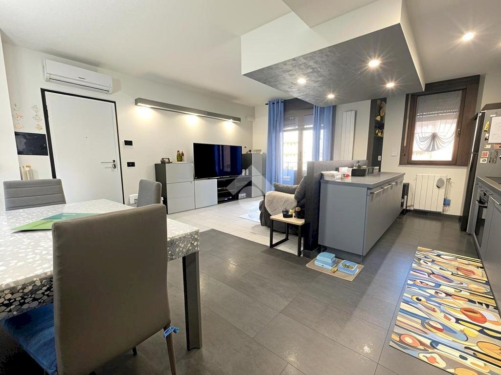 Trilocale Via Cristoforo Colombo, Cornaredo - foto 1