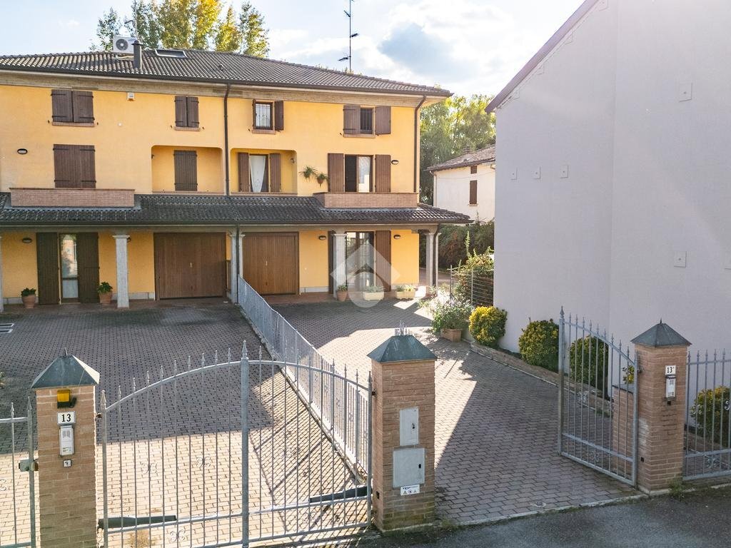 Villa Via castelli, Rio Saliceto - foto 2