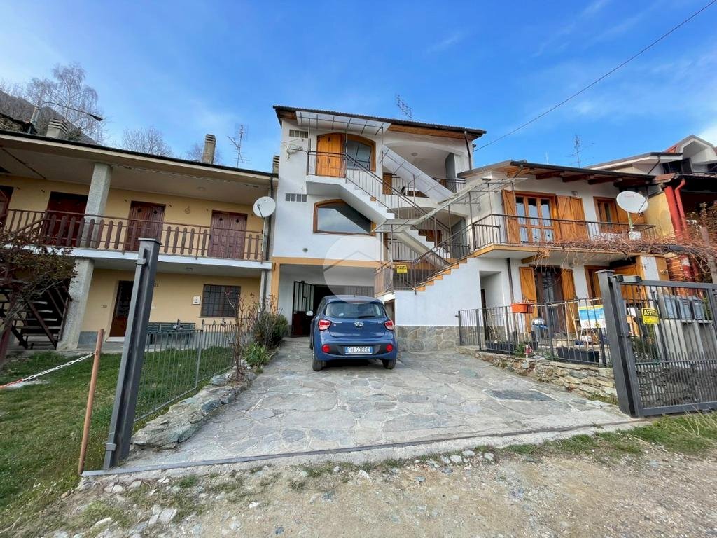 Three-room apartment Borgata Giorda Superiore, Rubiana - photo 1