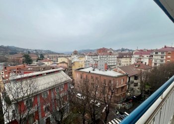 Trilocale Corso Michele Coppino, Alba - foto 2