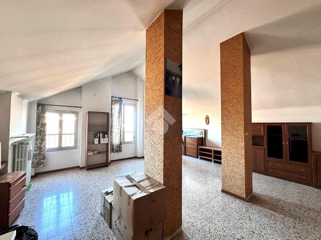 Apartment Viale Fratelli Kennedy, Tortona - photo 1