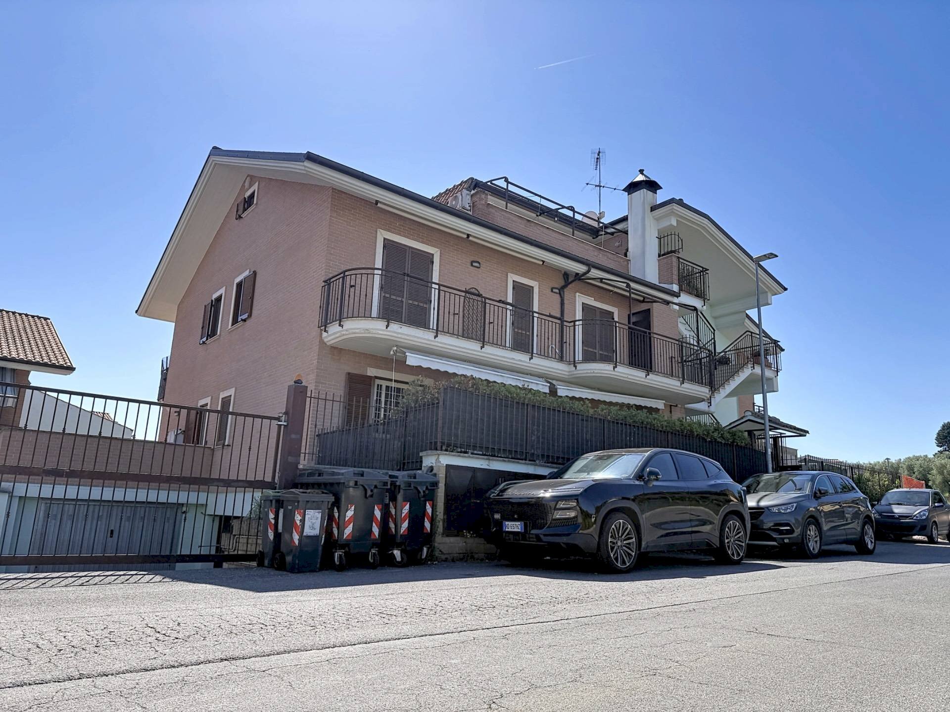 Foto 1 - Trilocale Via Isonzo
 
2A, Monterotondo - foto 1