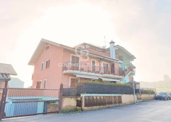 Foto 2 - Trilocale Via Isonzo
 
2A, Monterotondo - foto 2
