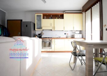 Foto 2 - Appartamento VIA DELLA COSTITUZIONE
 
36, Castello d'Argile - foto 2