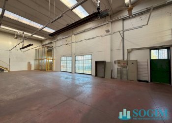 Foto 2 - Capannone Via Enrico Mattei
 
23, Paderno Dugnano - foto 2