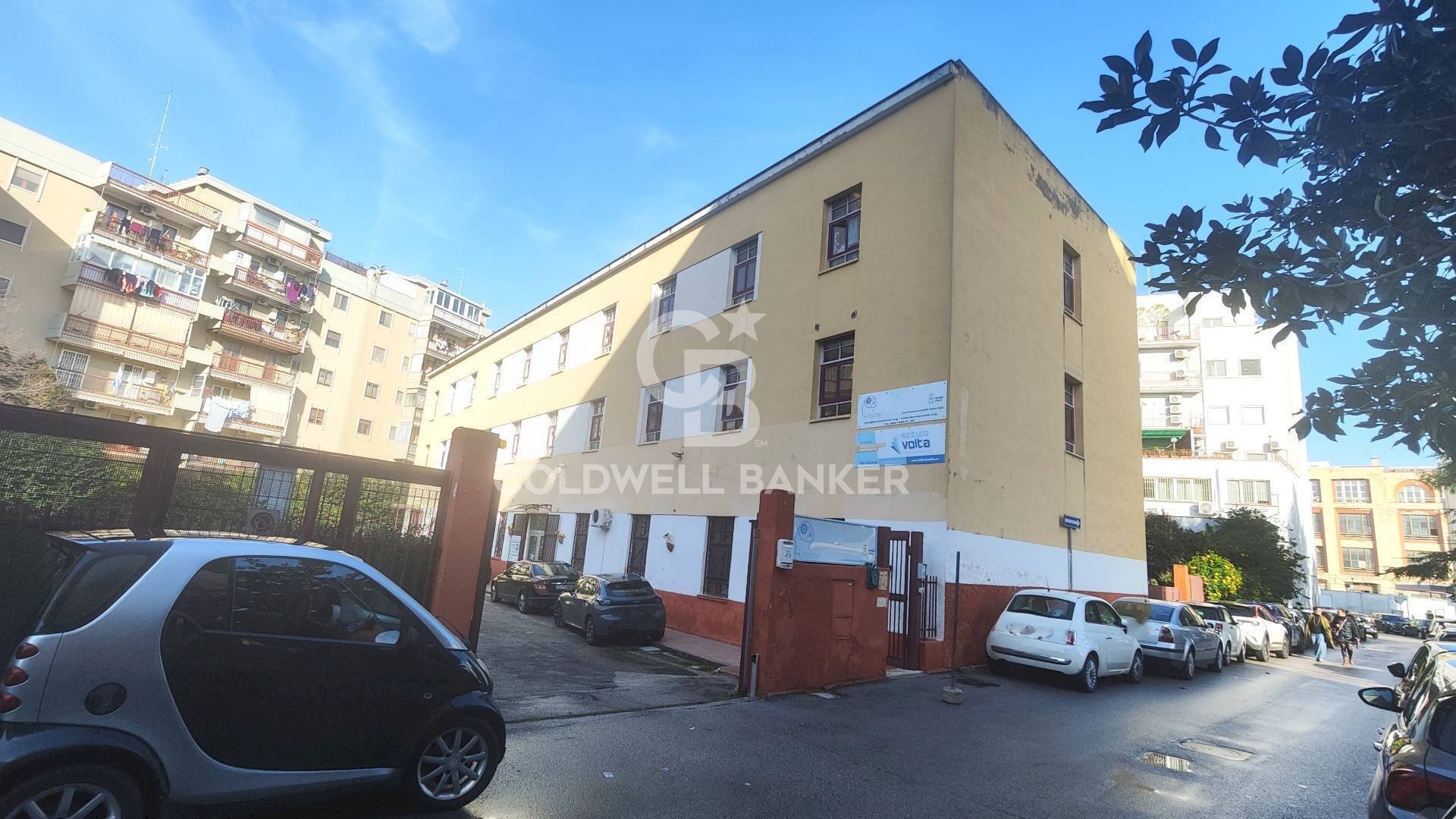 Foto 1 - Office Via dei Bersaglieri
 
11, Bari - photo 1