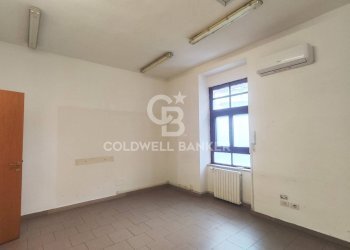 Foto 13 - Office Via dei Bersaglieri
 
11, Bari - photo 13