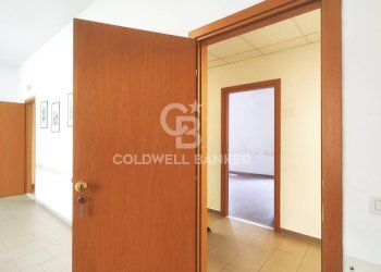 Foto 16 - Office Via dei Bersaglieri
 
11, Bari - photo 16