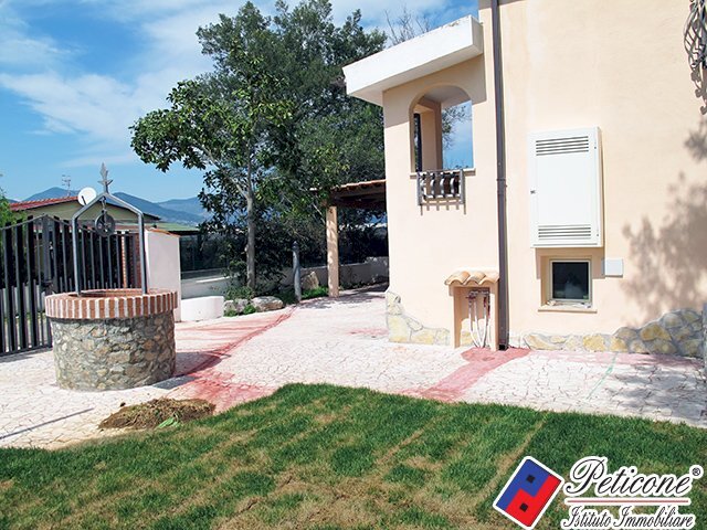 Foto 3 - Appartamento via dello sparviero
 
30, Fondi - foto 3