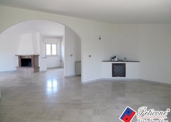 Foto 9 - Apartment via dello sparviero
 
30, Fondi - photo 9