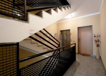 Scale - Three-room apartment Via Kennedy
 
25, Bitritto - photo 2