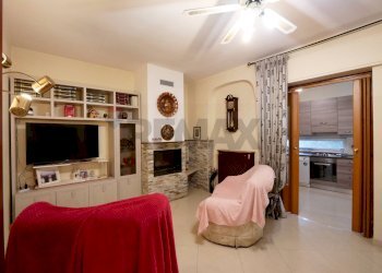 Soggiorno - Villa Via Giulio Petroni
 
136, Bari - foto 1