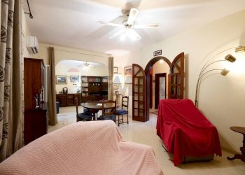 Sala da pranzo - Villa Via Giulio Petroni
 
136, Bari - foto 3