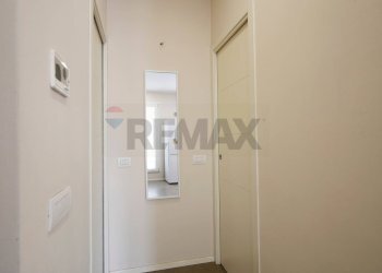 Hall / corridoio - Bilocale Via Pavoncelli
 
77, Bari - foto 7