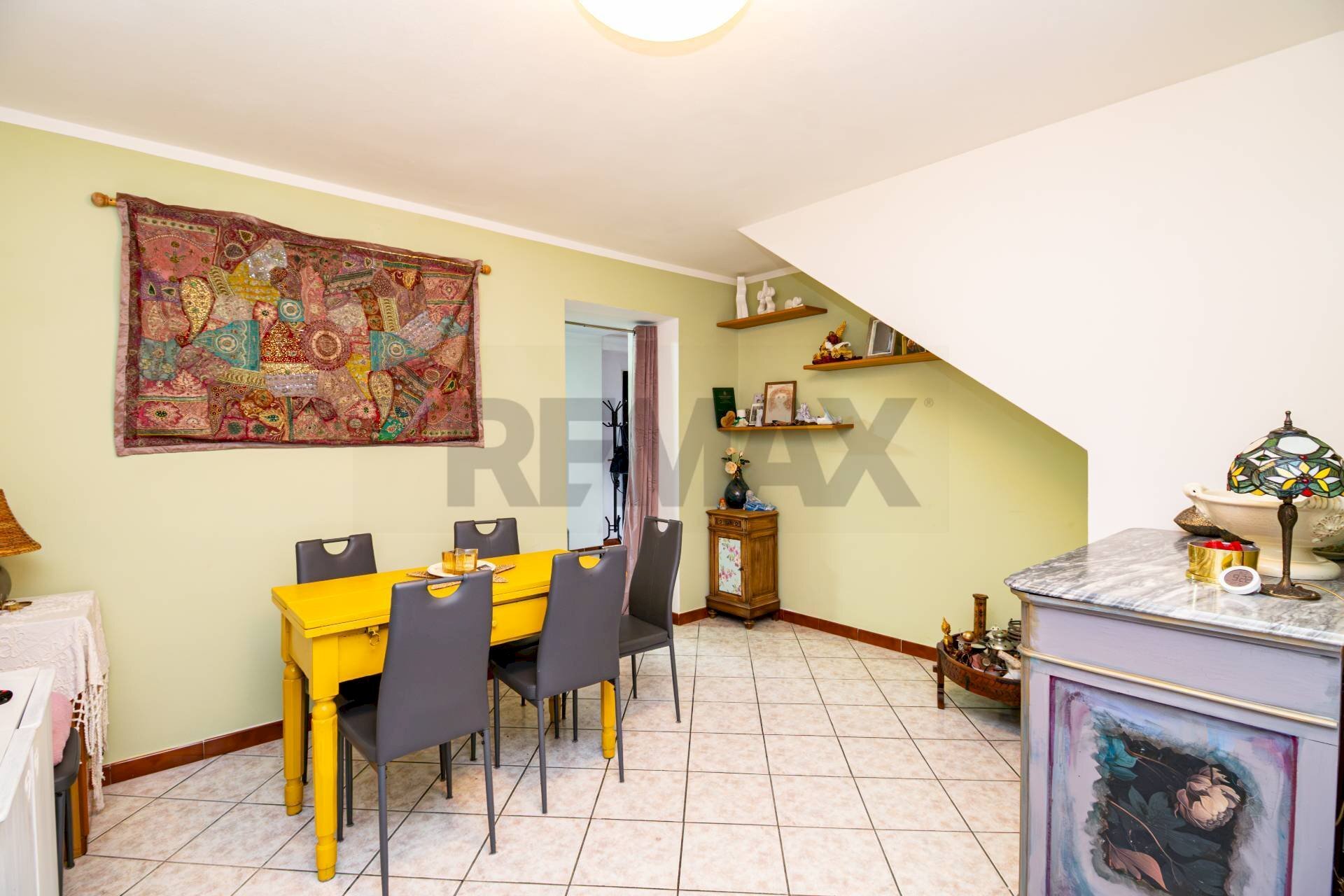 Sala da pranzo - Three-room apartment Via Leggiuno
 
36, Laveno-Mombello - photo 3