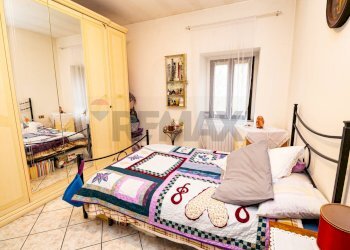 Camera / camera da letto - Trilocale Via Leggiuno
 
36, Laveno-Mombello - foto 11