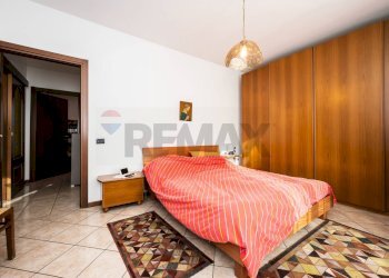 Camera / camera da letto - Villa Via Costantino
 
12, Marchirolo - foto 14