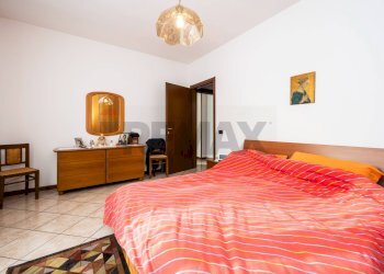 Camera / camera da letto - Villa Via Costantino
 
12, Marchirolo - foto 15