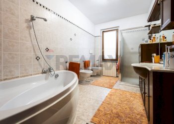 Bagno - Villa Via Costantino
 
12, Marchirolo - foto 17