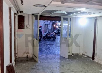 Hall / corridoio - Negozio Piazzetta Principessa Margherita
 
82, Napoli - foto 3
