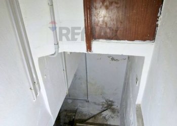 Scale - Negozio Piazzetta Principessa Margherita
 
82, Napoli - foto 16