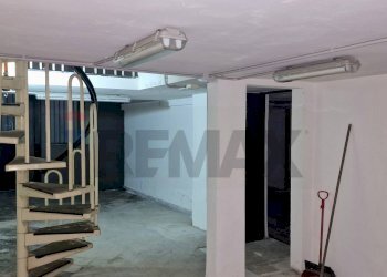 Scale - Negozio Piazzetta Principessa Margherita
 
82, Napoli - foto 3