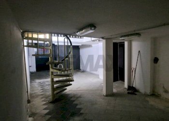 Hall / corridoio - Negozio Piazzetta Principessa Margherita
 
82, Napoli - foto 5