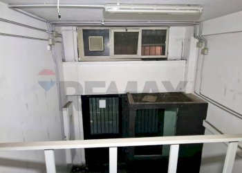 Scale - Negozio Piazzetta Principessa Margherita
 
82, Napoli - foto 11