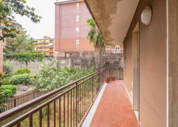 Balcone - Appartamento Via Beata Giovanna Jugan
 
15, Catania - foto 4