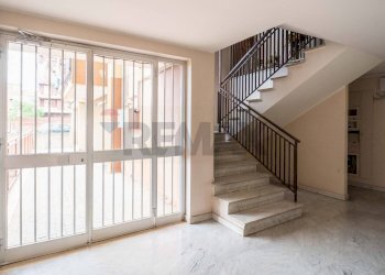 Scale - Appartamento Via Beata Giovanna Jugan
 
15, Catania - foto 22