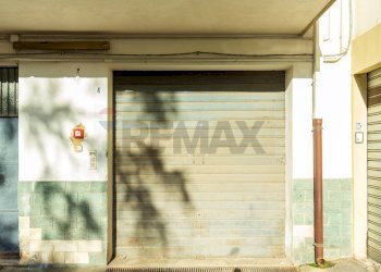 Edificio all\'aperto - Locale Commerciale via XX Settembre
 
85, San Gregorio di Catania - foto 6