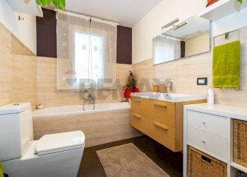 Bagno - Quadrilocale Via Santa Maria dei Monti
 
12, Mascalucia - foto 7