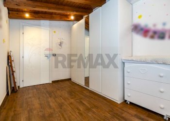 Camera / camera da letto - Quadrilocale Via Santa Maria dei Monti
 
12, Mascalucia - foto 18