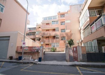 Edificio all\'aperto - Monolocale Via Piccolo Torrente Pagliara
 
1, Roccalumera - foto 6